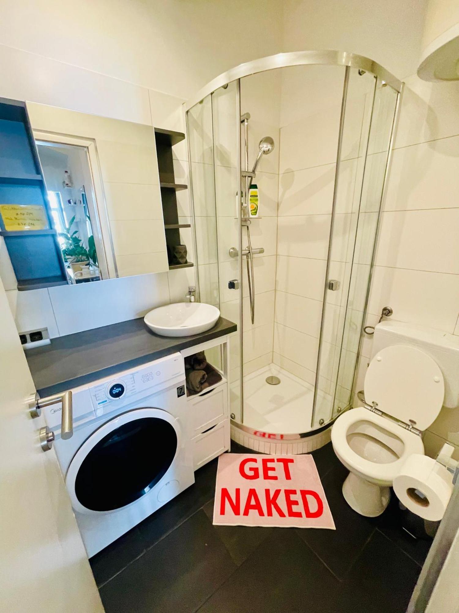 Your Home In Vienna Self Check In Екстериор снимка